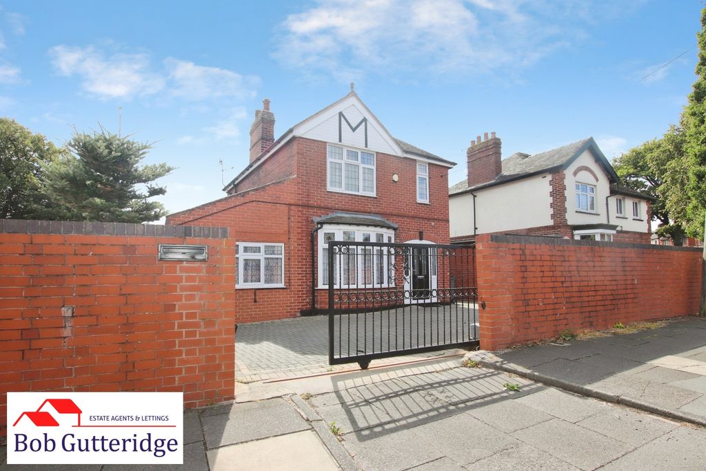 Property photo 1 of 37 Pbox-Img.Jpg