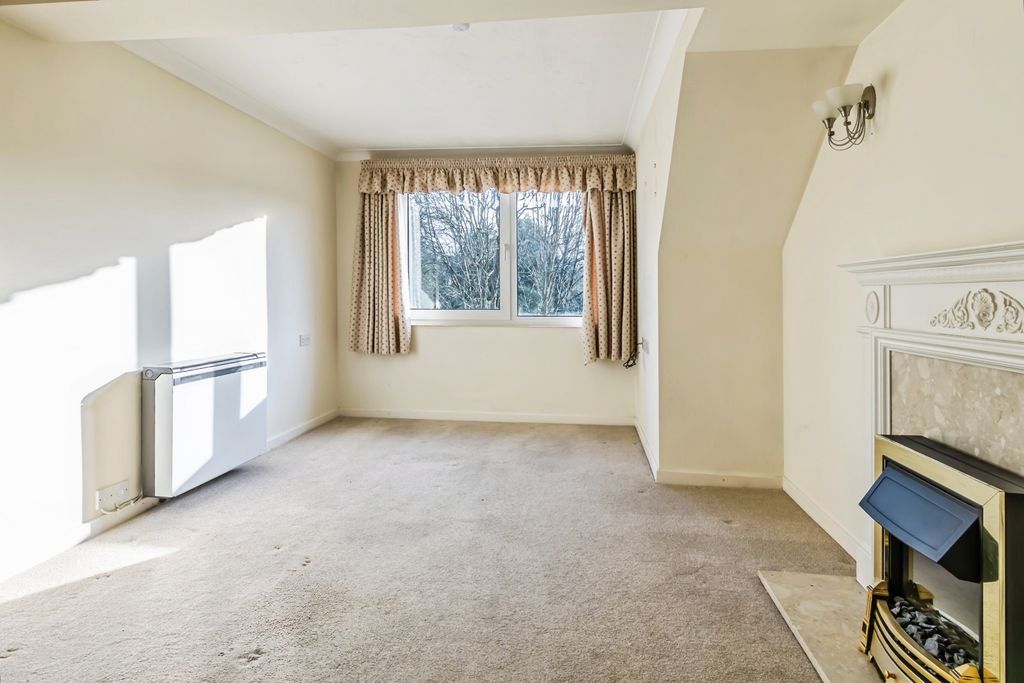 Property photo 2 of 12 Pbox-Img.Jpg