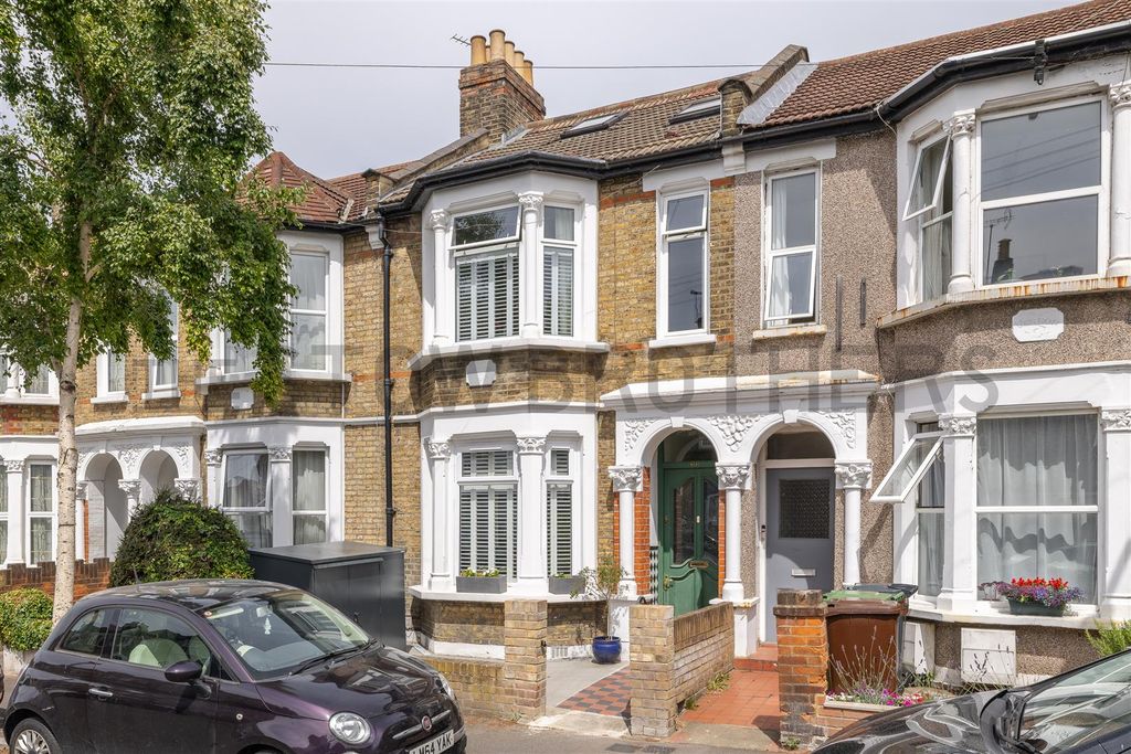 Property photo 1 of 37