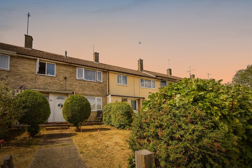 Property photo 1 of 18