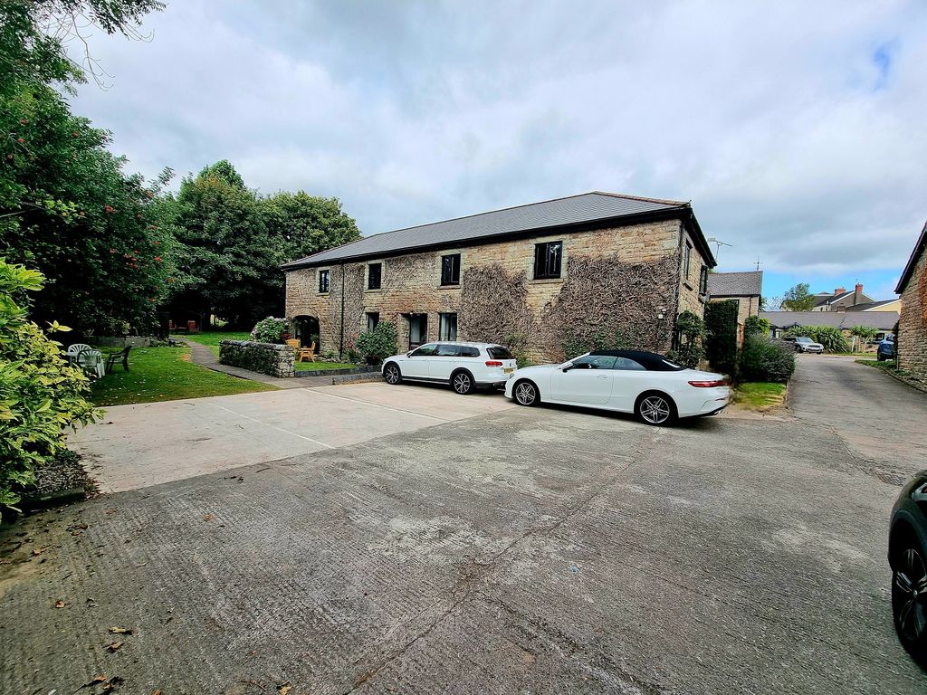 Property photo 1 of 20 Main Image