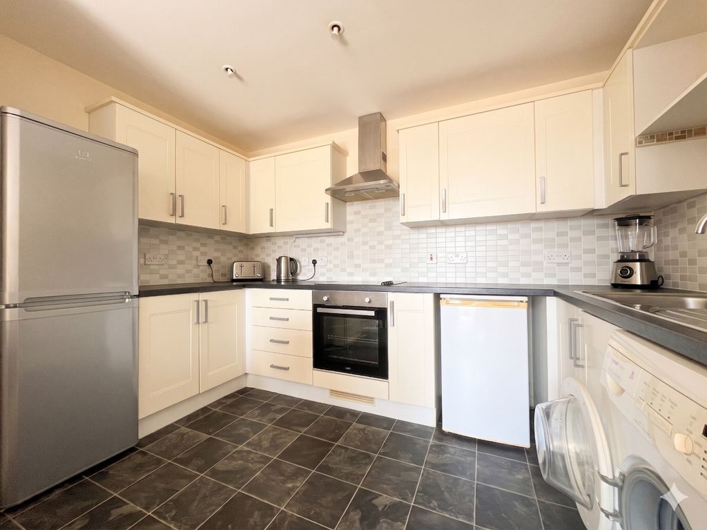 Property photo 3 of 8 5129944