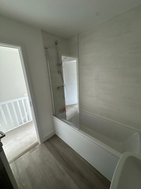 Property photo 2 of 3