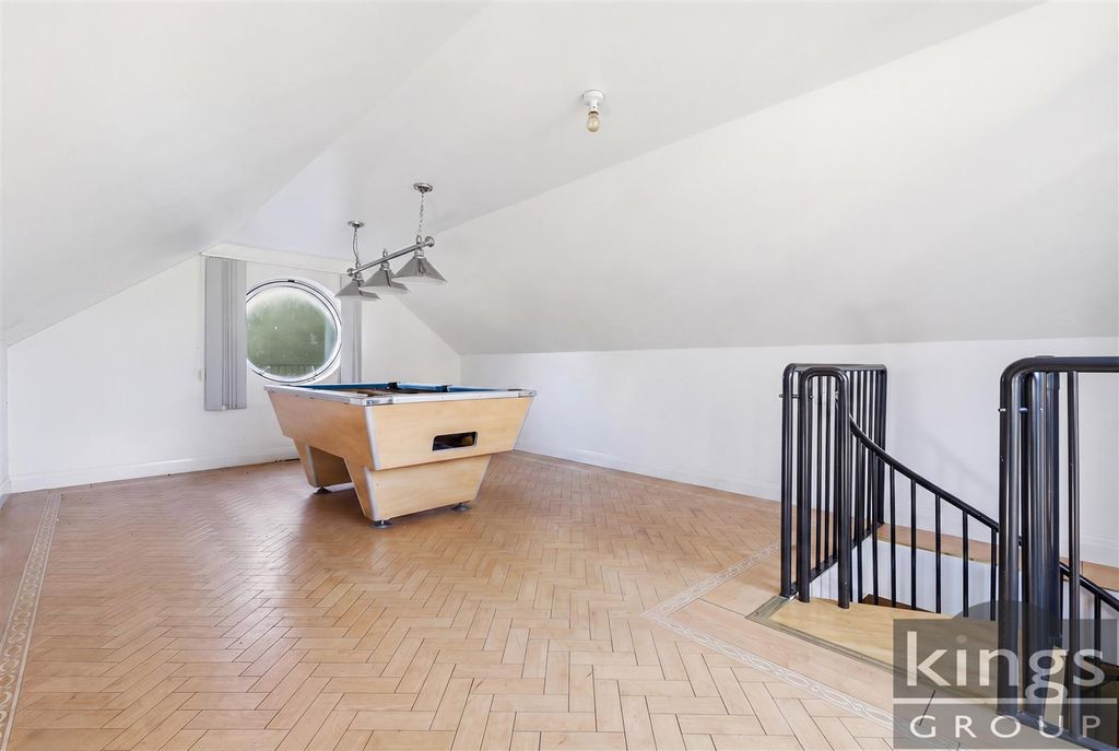 Additional image 39 of 6 bed detached house for saleHarlow Common, Harlow CM17