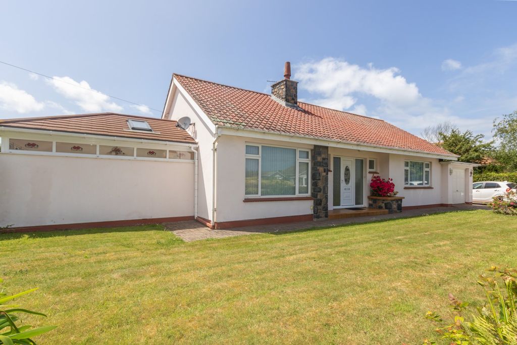 Property photo 1 of 16 Picture No. 02