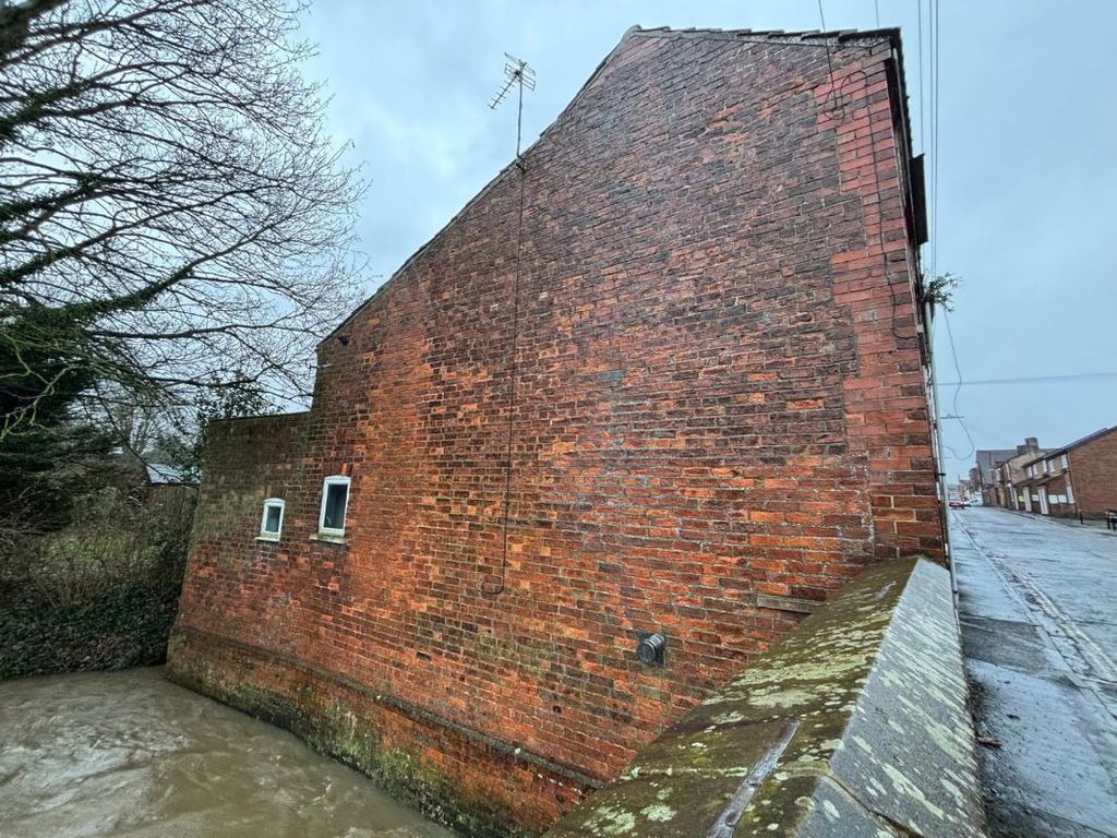 Property photo 3 of 4 Image 3