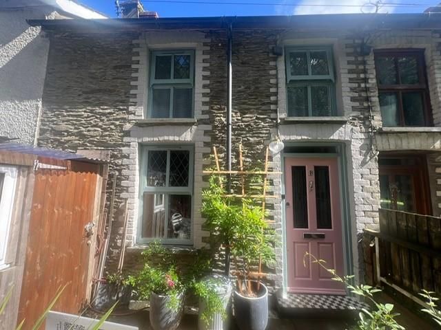 Property photo 1 of 24 8Cletwrfrt.Jpg