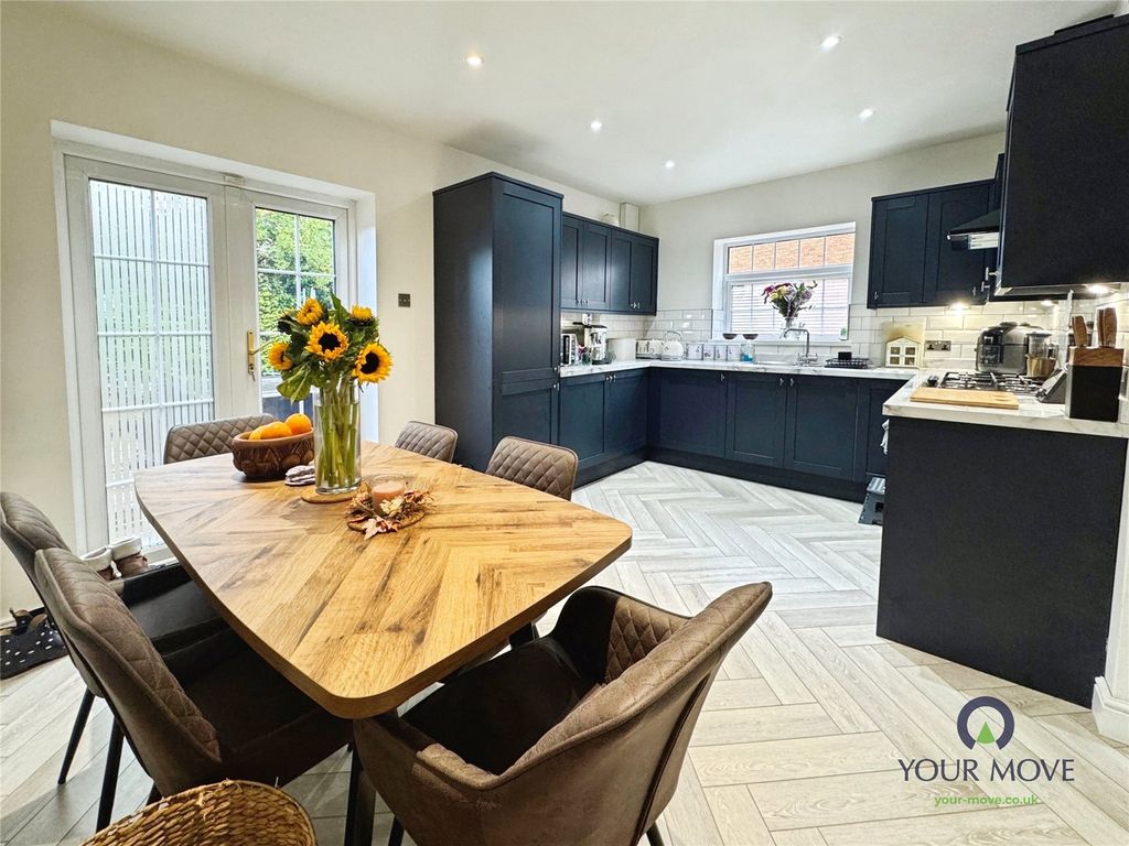 Property photo 3 of 18 Picture No. 13