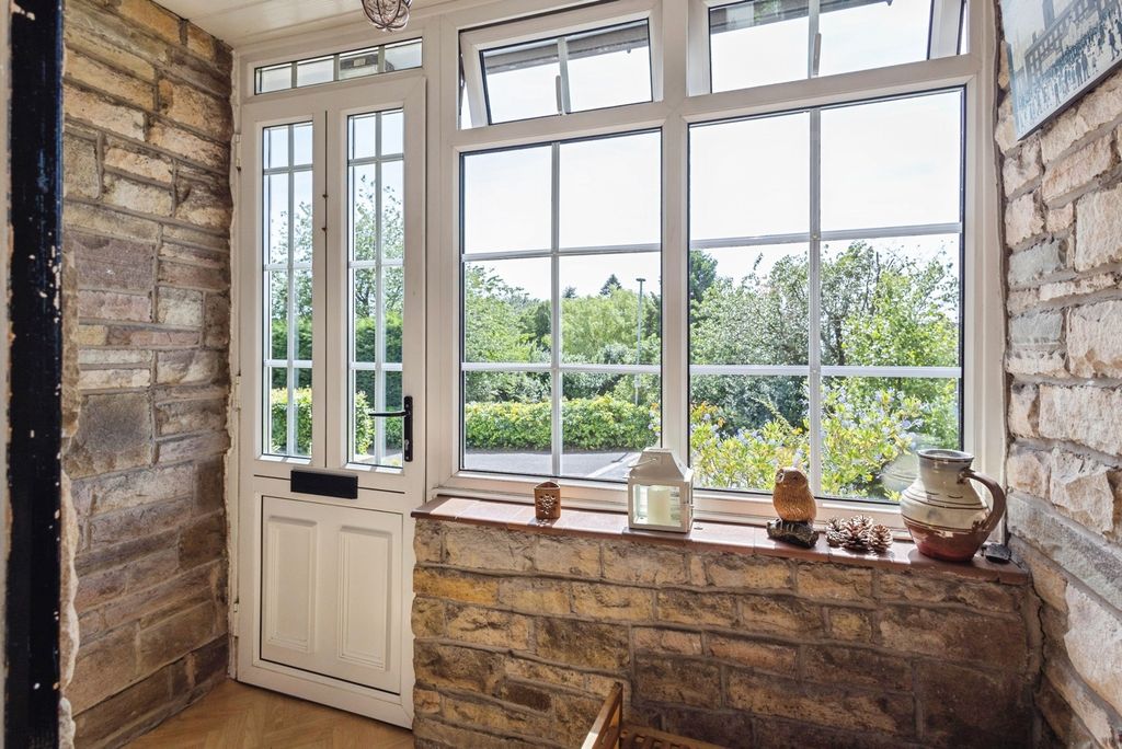 Property photo 2 of 24 Pbox-Img.Jpg