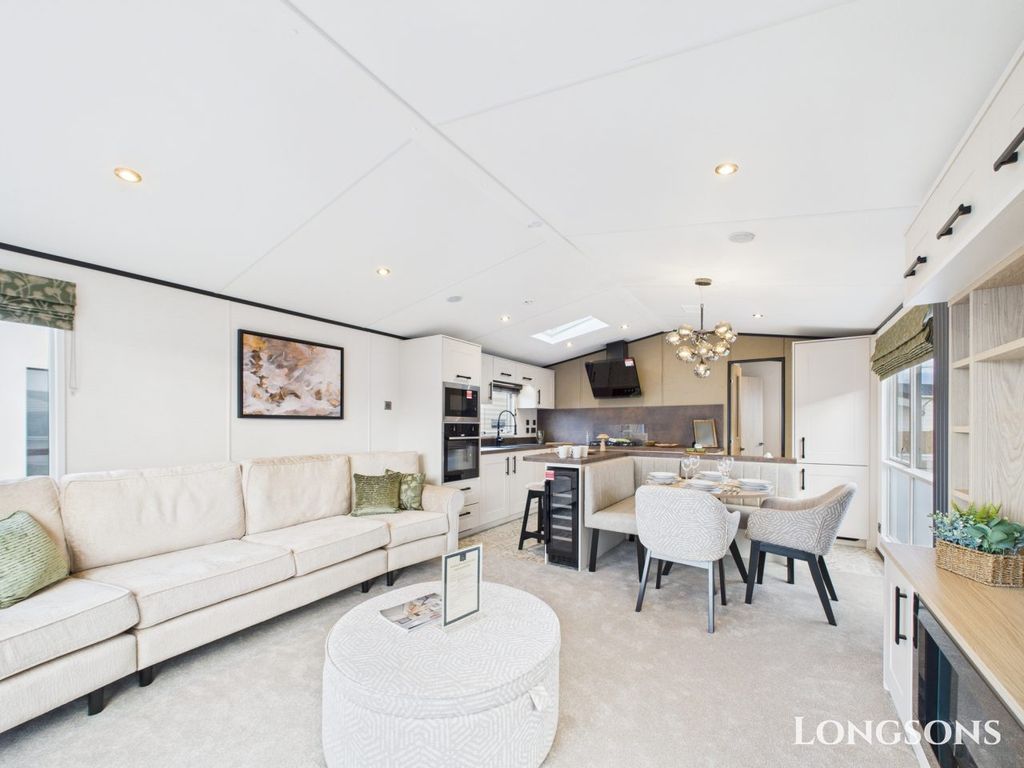 Property photo 1 of 22 Cam02173G0 Pr0277 Still006