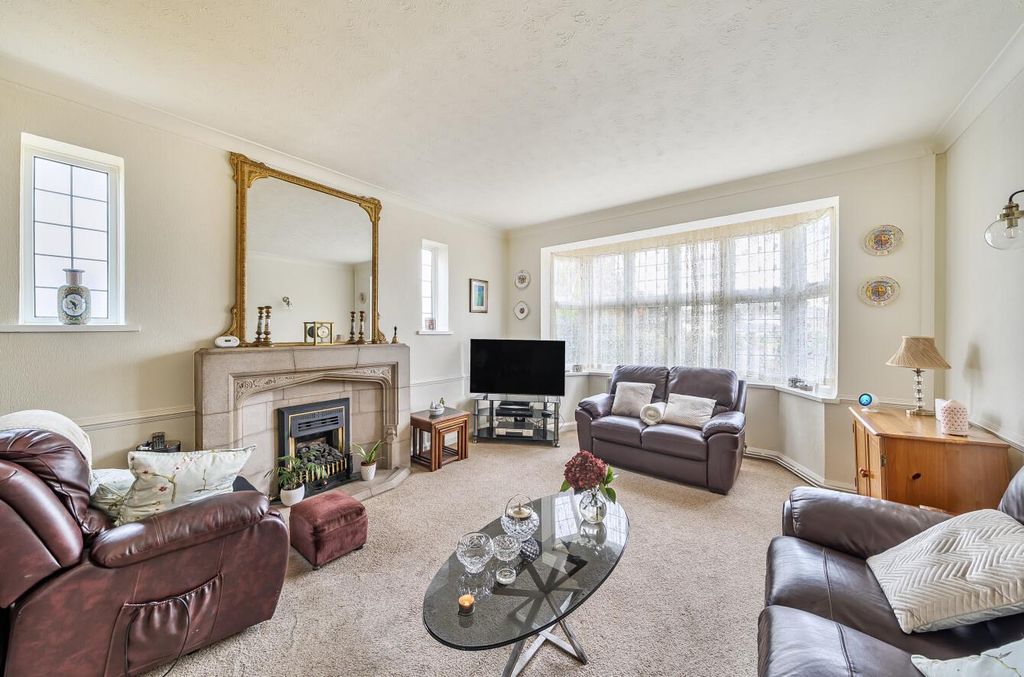 Property photo 2 of 24 1360758-7-68Dd43d166c9c.Jpg