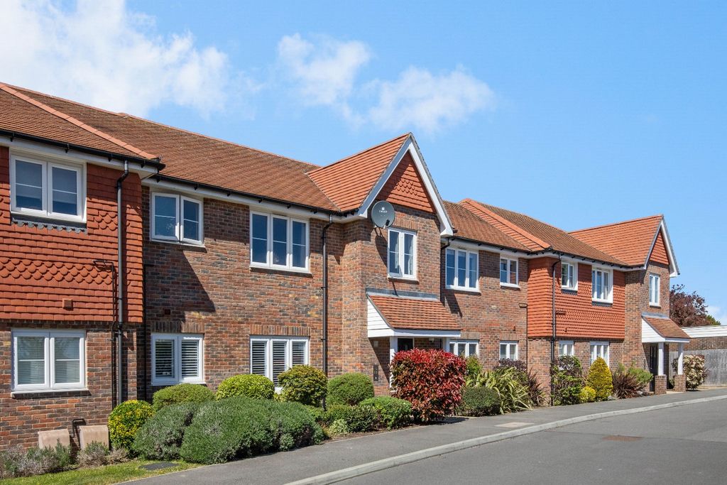Property photo 1 of 12 5066280