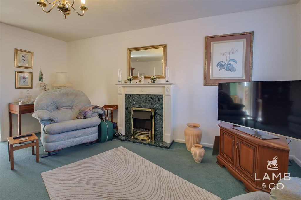 Property photo 3 of 16