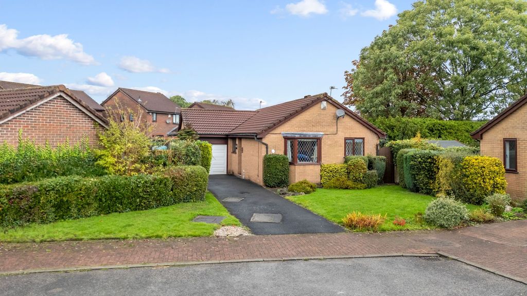 Property photo 1 of 26
