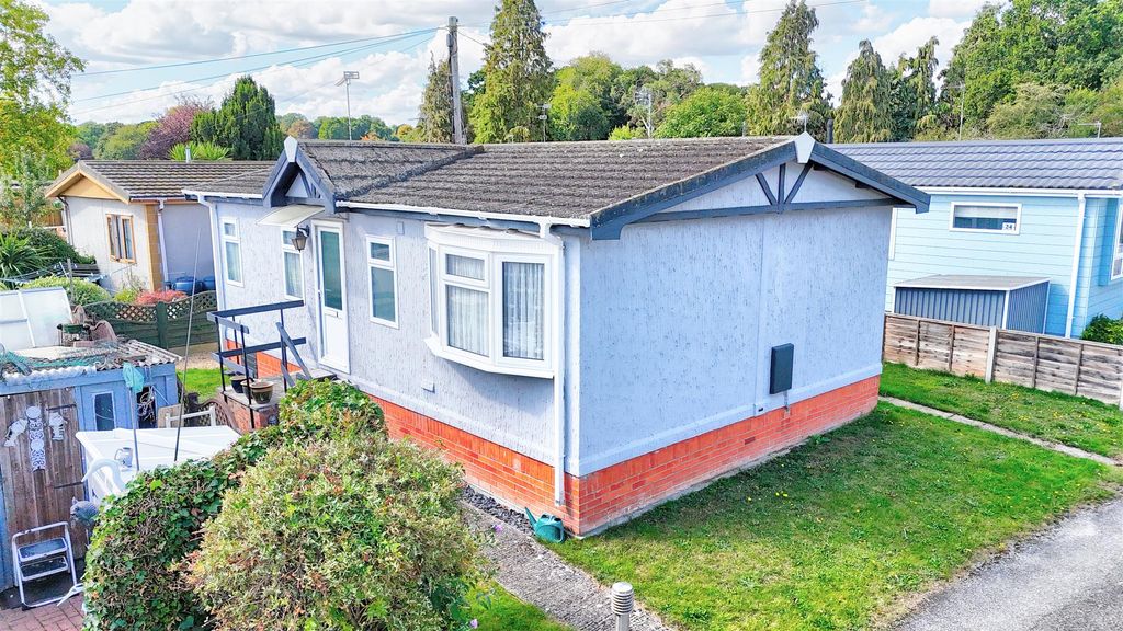 Property photo 1 of 8 Dji_20250908134409_0903_D_Interior 4.Jpg