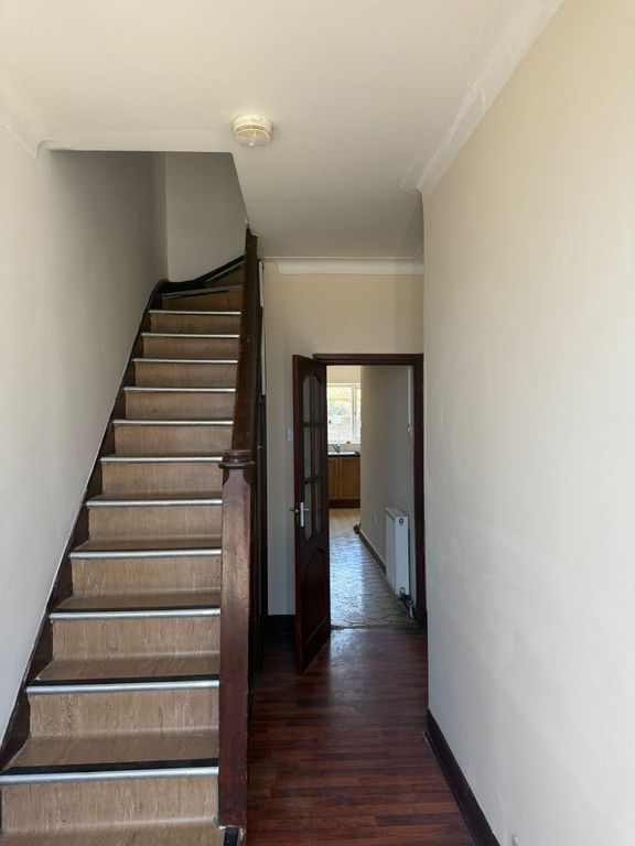 Property photo 2 of 12 Photo 3