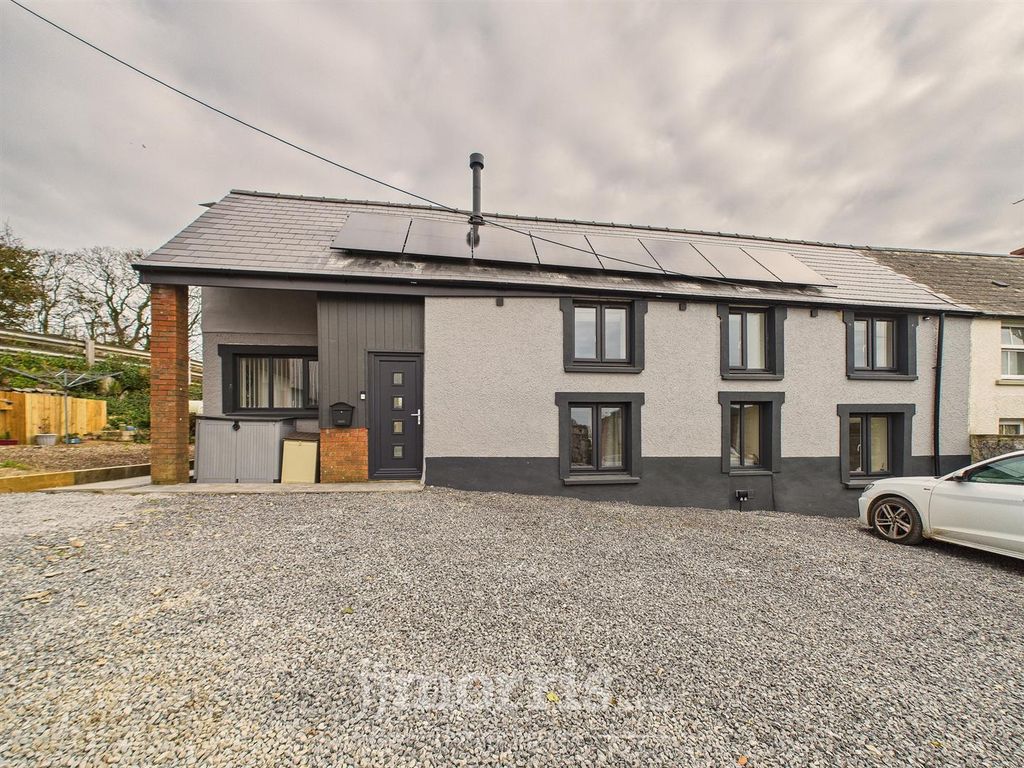 Property photo 1 of 33 Cam02122G0-Pr0386-Still006.Jpg