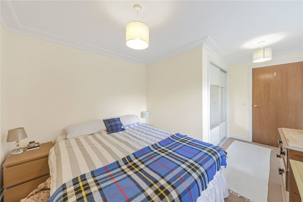 Property photo 3 of 10 Picture No. 02