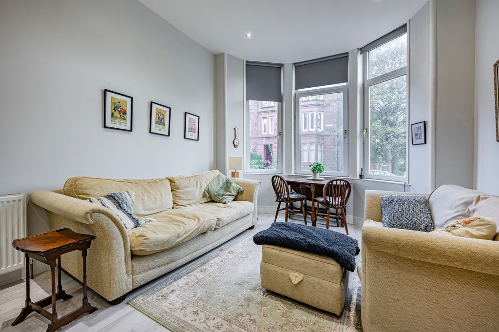 Property photo 3 of 31