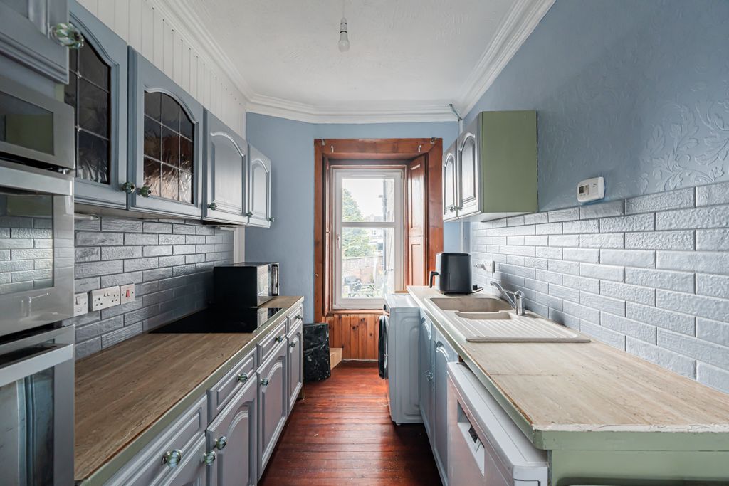 Property photo 3 of 15 Property Image 3