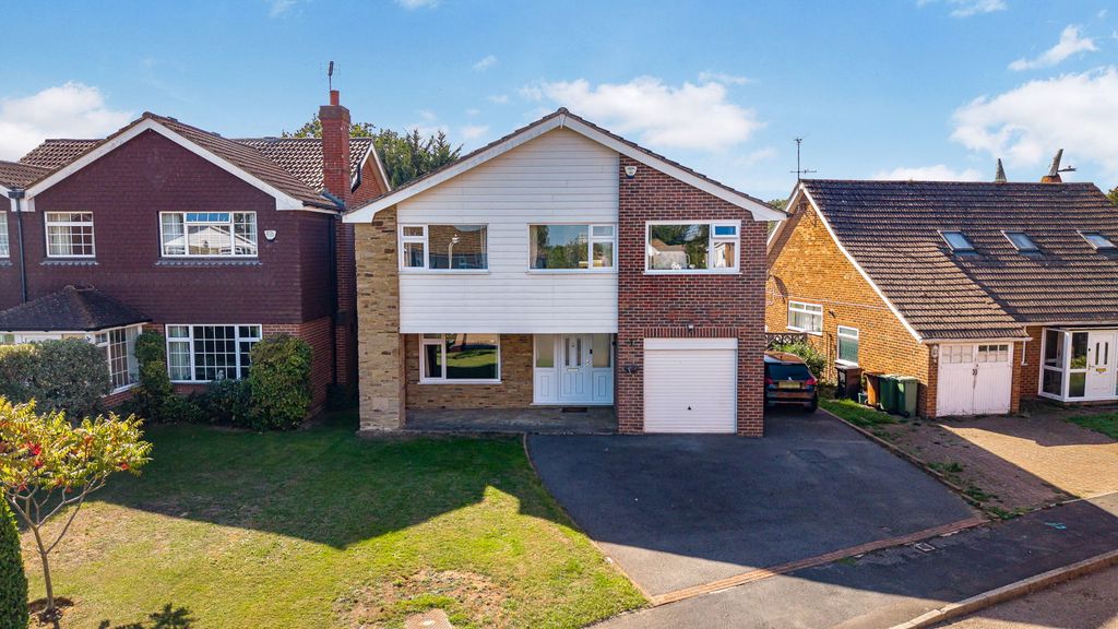 Property photo 1 of 31