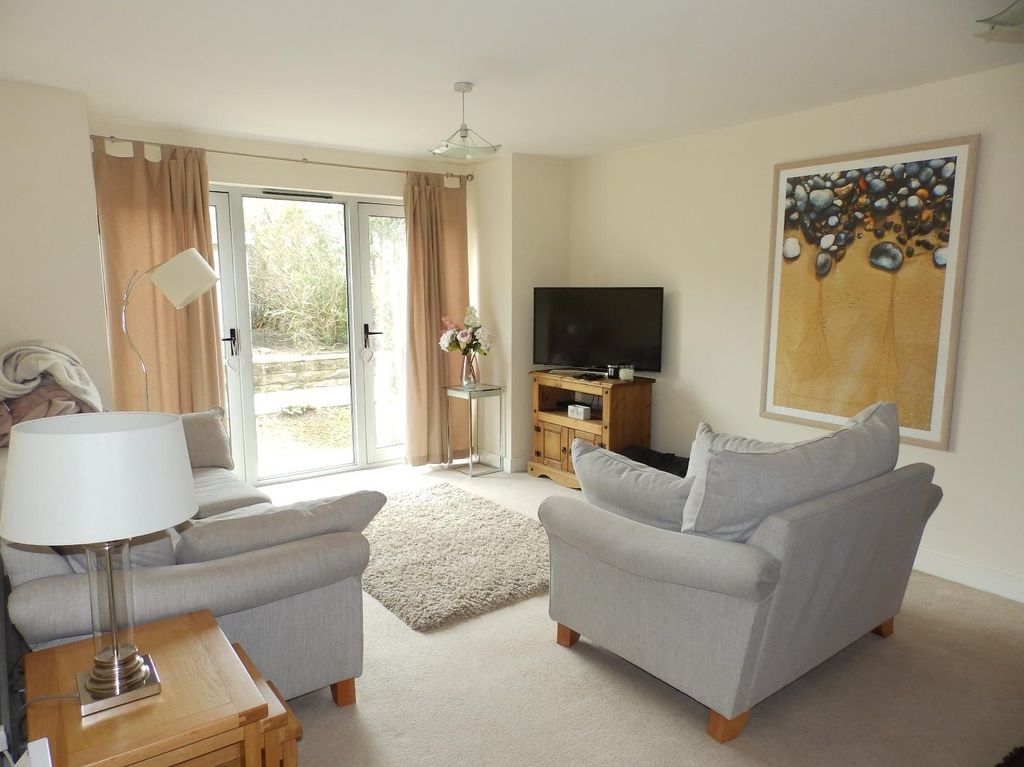 Property photo 3 of 13 0 General