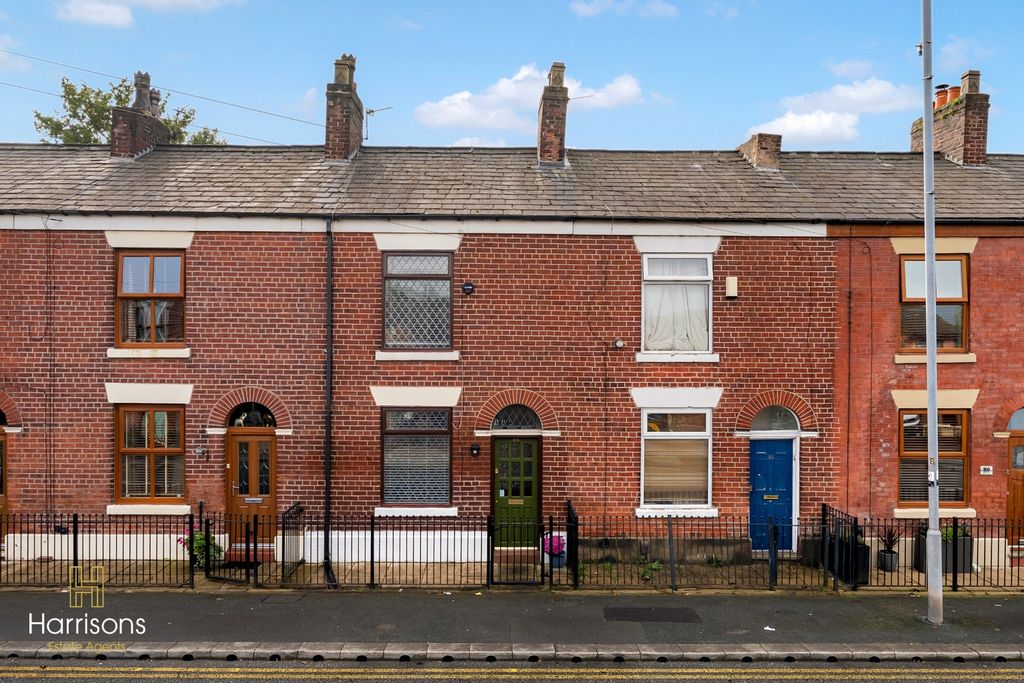 Property photo 1 of 33 5502112