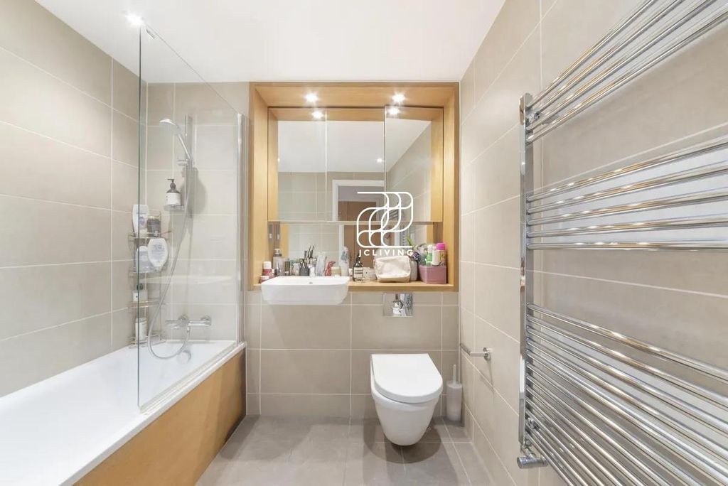 Property photo 1 of 9 0E639Baeae8222F98Bbe4d55E37F65Bed6F68596_??.Jpg