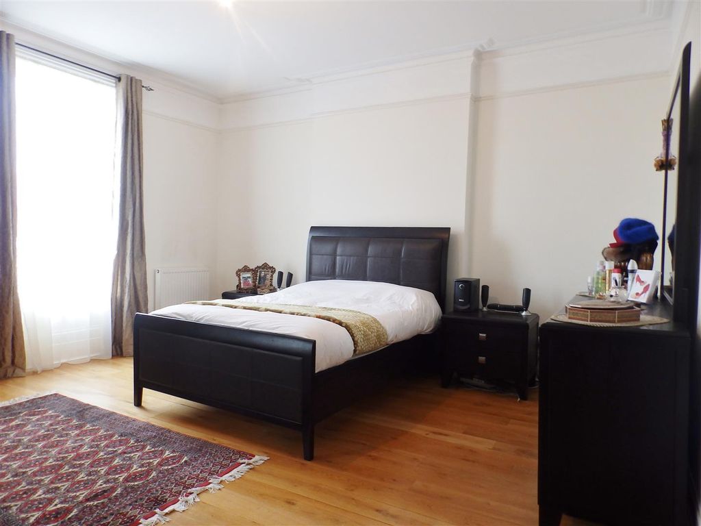 Property photo 3 of 7 Pc020189.Jpg