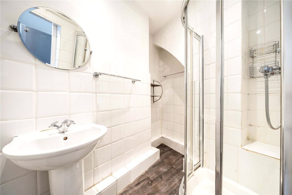 Property photo 3 of 9 Shower Room