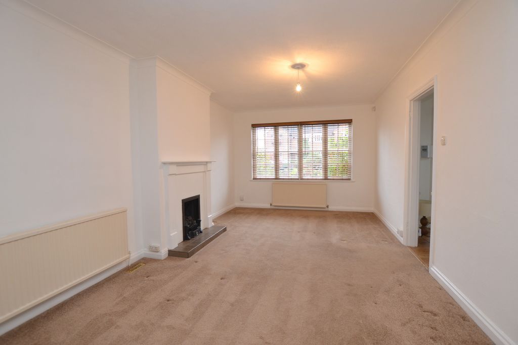 Property photo 3 of 17 Photo 32