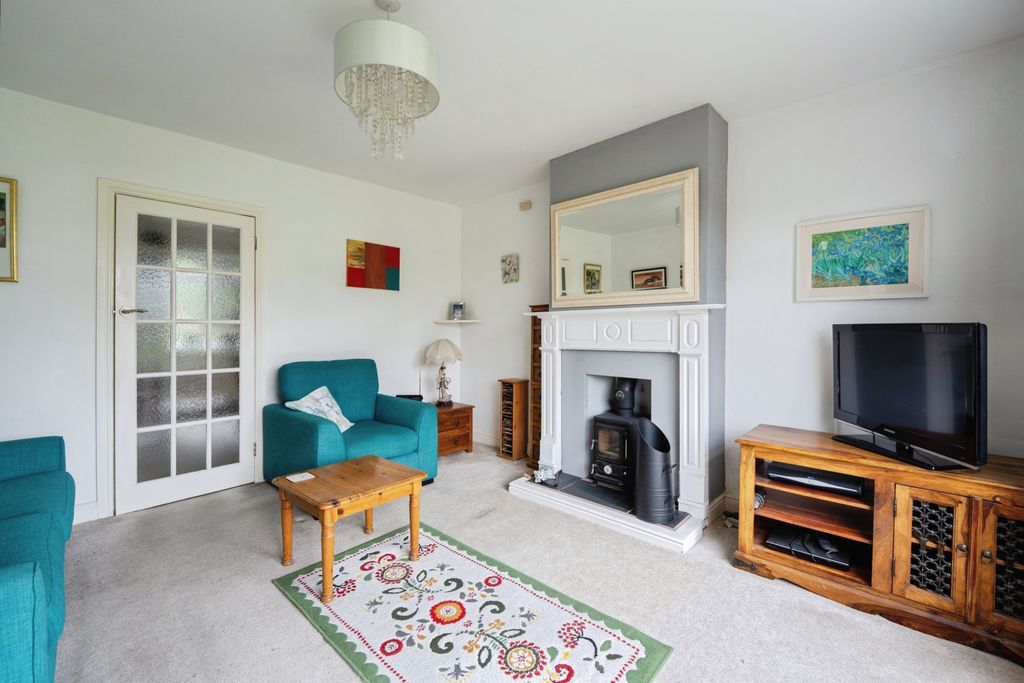 Property photo 3 of 22