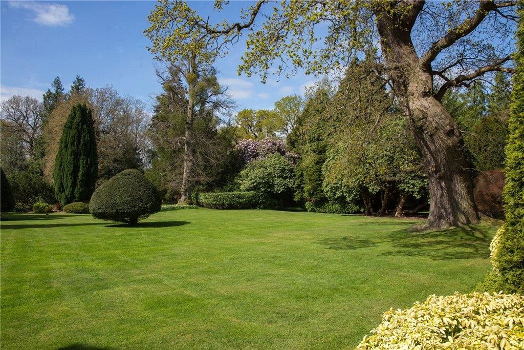 Additional image 23 of 5 bed link detached house for saleBishopsgate Road, Englefield Green, Surrey TW20