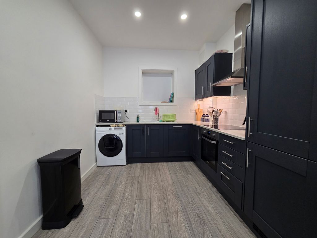 Property photo 2 of 10 Image