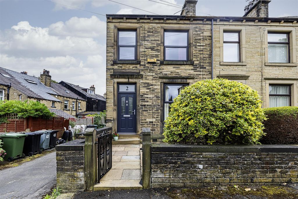Property photo 1 of 23