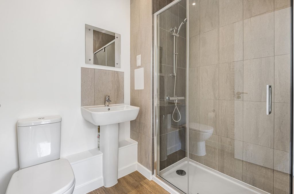 Property photo 2 of 12 Shower Room