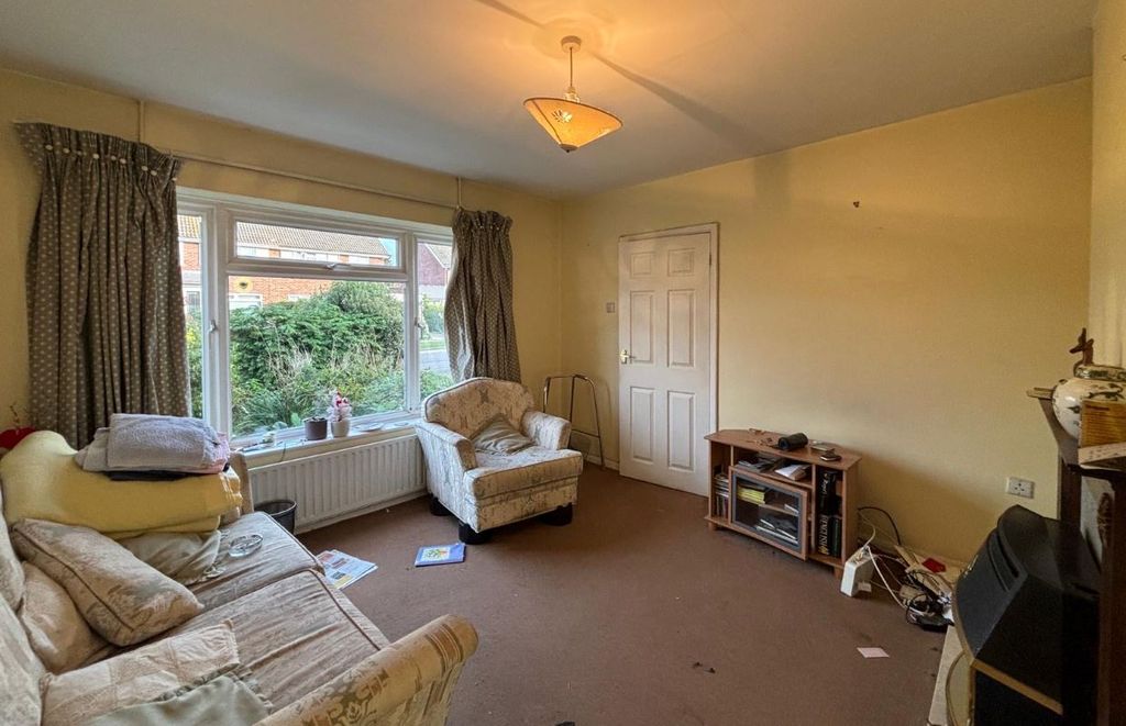 Property photo 3 of 14