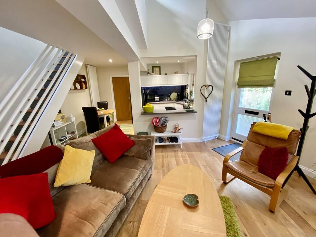 Property photo 1 of 28 Living Room