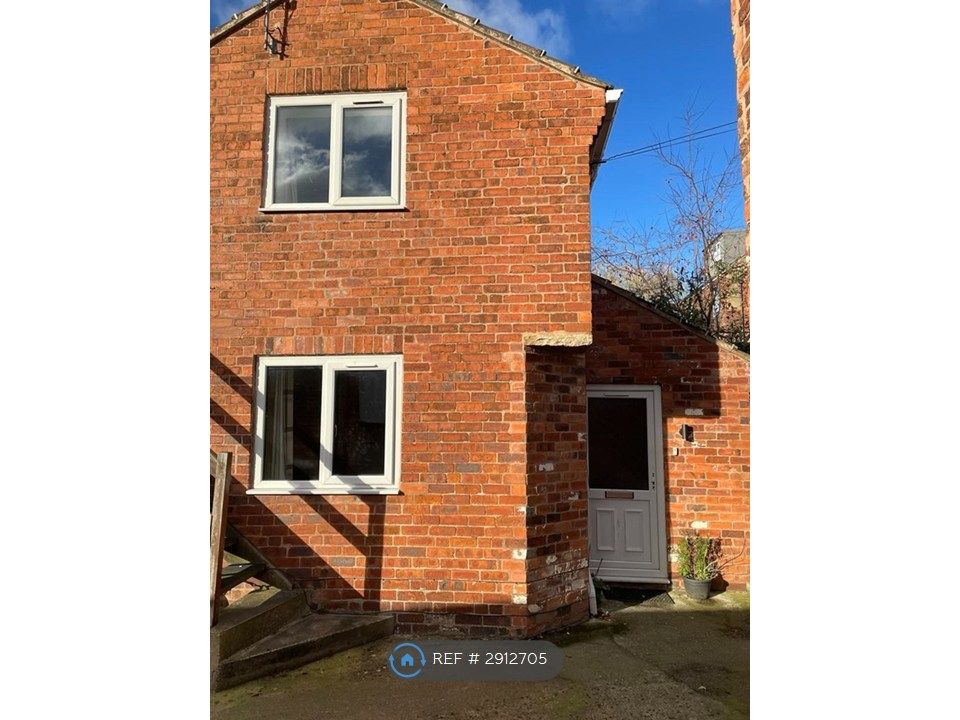 Property photo 1 of 7 Gas Heating Included