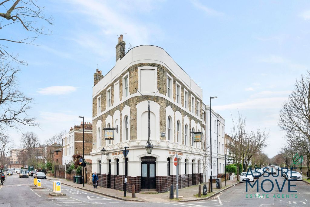 Property photo 2 of 12