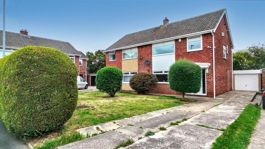 Property photo 1 of 23