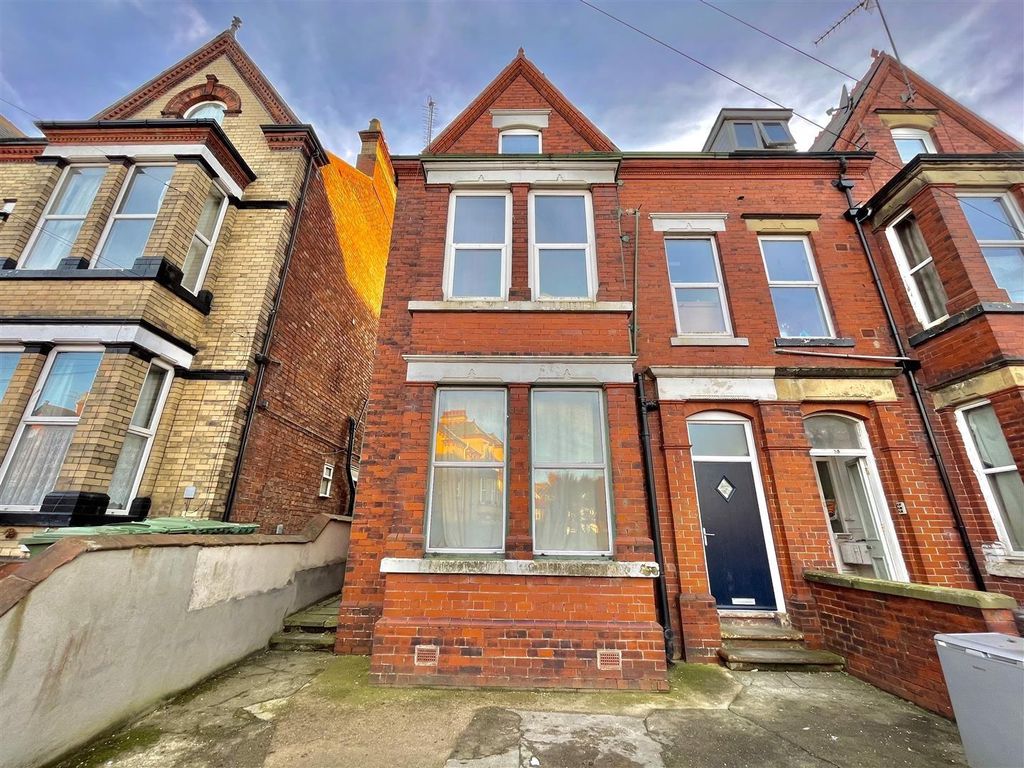 Property photo 1 of 2 Front Exterior