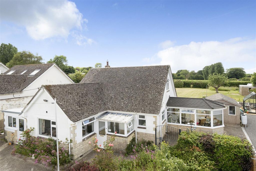 Property photo 1 of 17 1136118 (1).Jpg