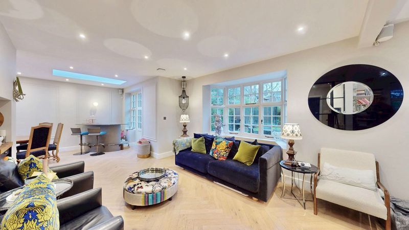 Property photo 2 of 15 Photo 14