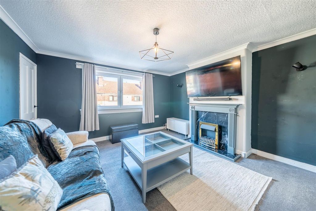 Property photo 2 of 33 Dsc07277-Hdr.Jpg