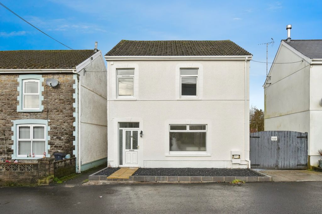 Property photo 1 of 21 Pbox-Img.Jpg