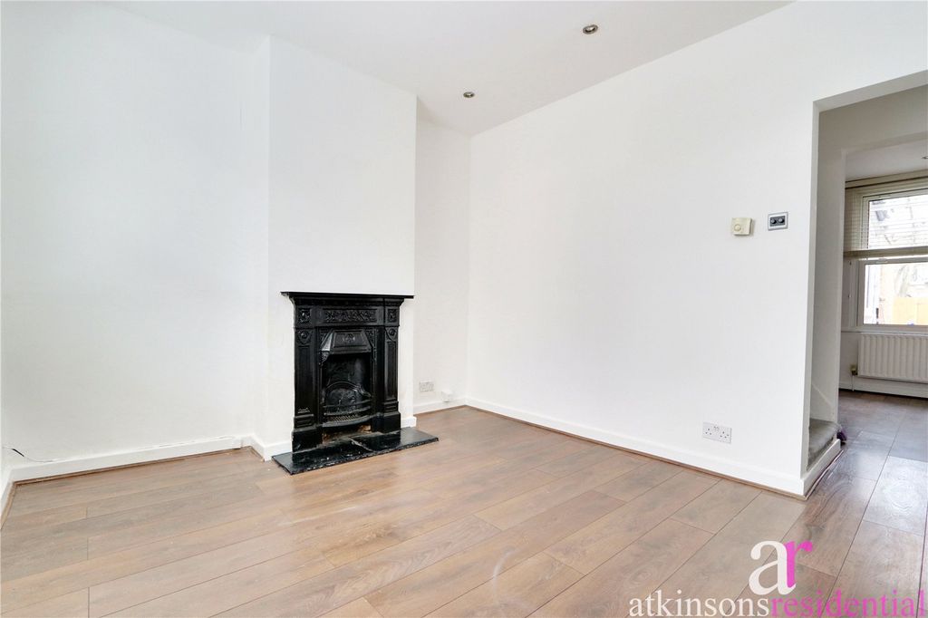 Property photo 2 of 16 Picture No. 21