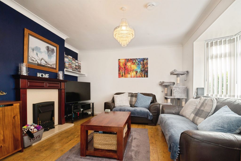 Property photo 2 of 19