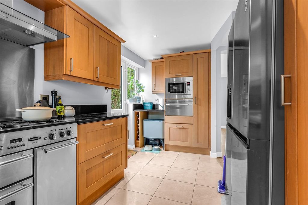 Property photo 3 of 21 Internal-13.Jpg