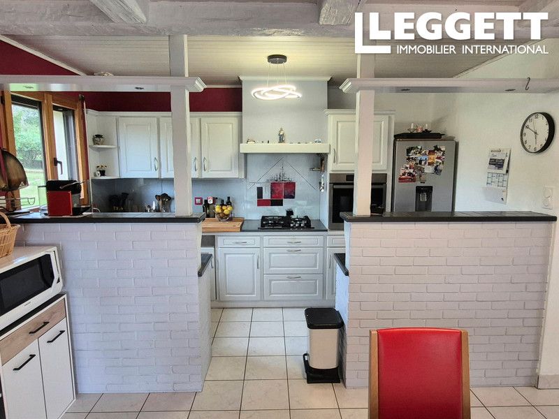 Property photo 3 of 10